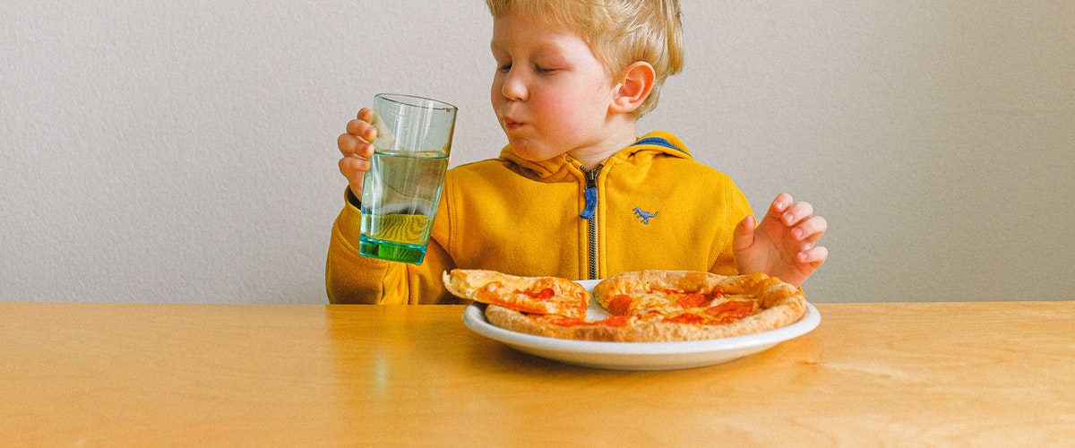 Çocuğunuzun Beslenme Düzenindeki Yağ ve Kolesterolü Nasıl Azaltabilirsiniz?