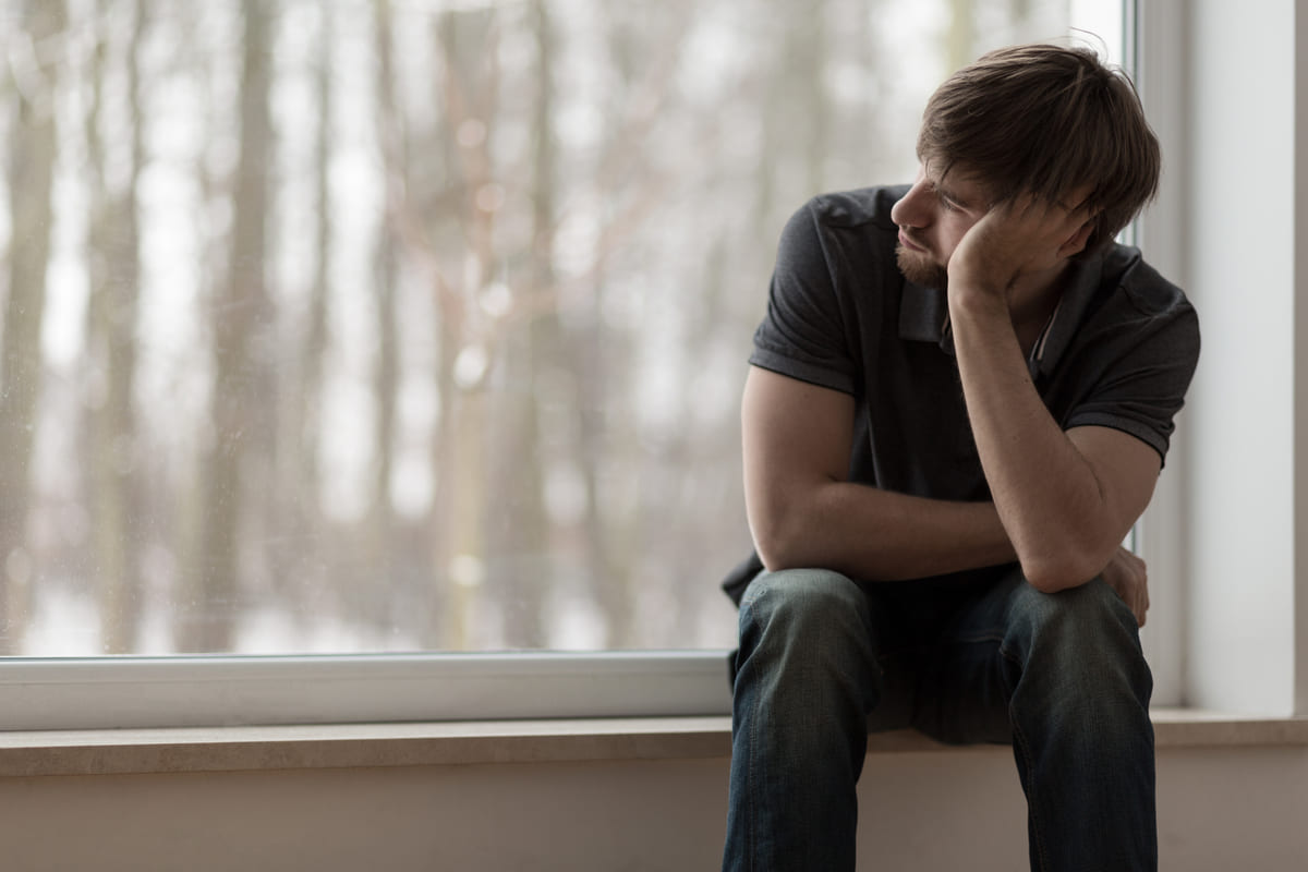 Depresyon Belirtileri Nelerdir? “Normal” Üzüntüden Nasıl Ayrılır?